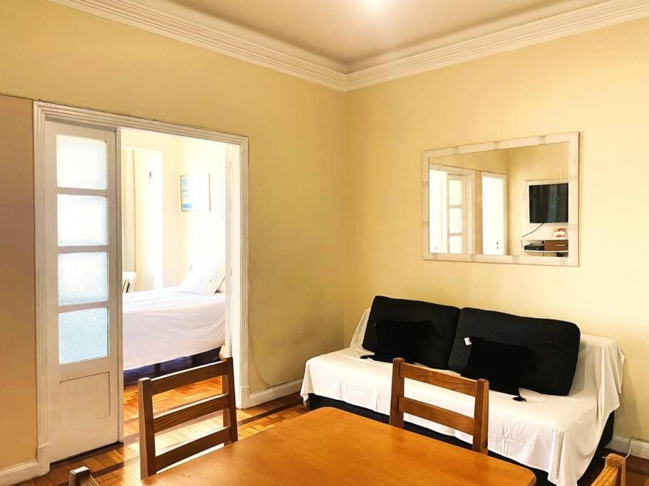 Apartamento De Frente Para O Mar De Copacabana Рио-де-Жанейро Экстерьер фото